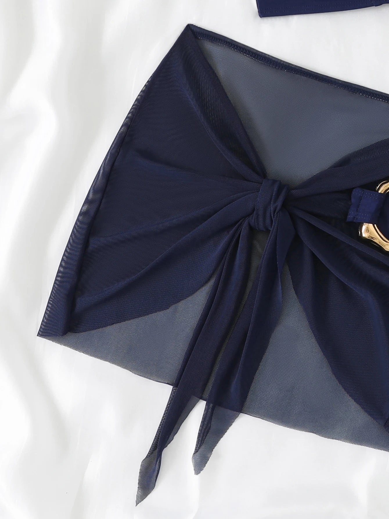 DivineGold™| L'Outfit Mare Iconico - Set Bikini 3 Pezzi con Giunzioni Dorate