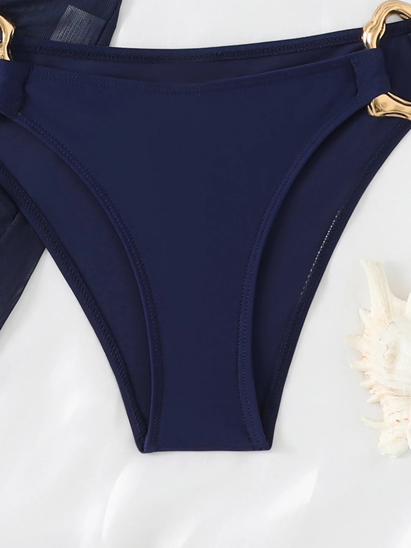 DivineGold™| L'Outfit Mare Iconico - Set Bikini 3 Pezzi con Giunzioni Dorate